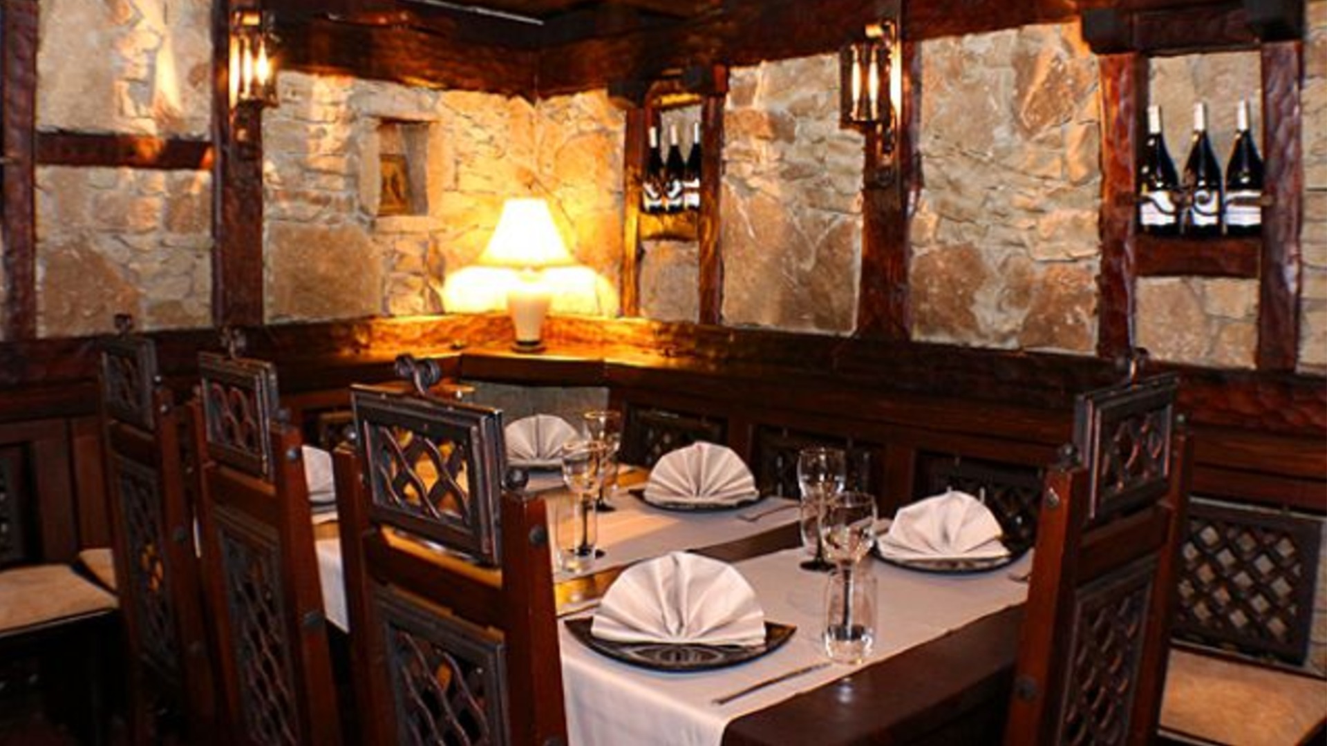 Хаос в канун Нового года: Бизнес на наших зимних курортах волнуется из-за евро