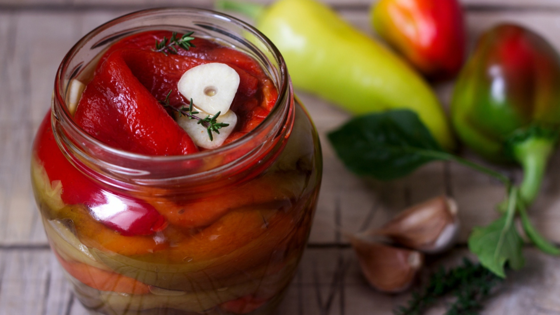 Как готовят знаменитый в стране маринованный перец?