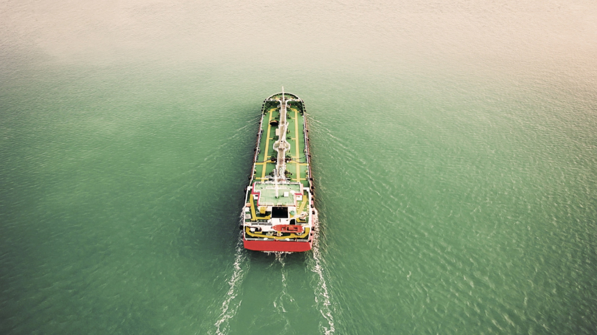 Украинский бум: Остановка экспорта нефти через ключевой российский порт на Черном море (ВИДЕО)