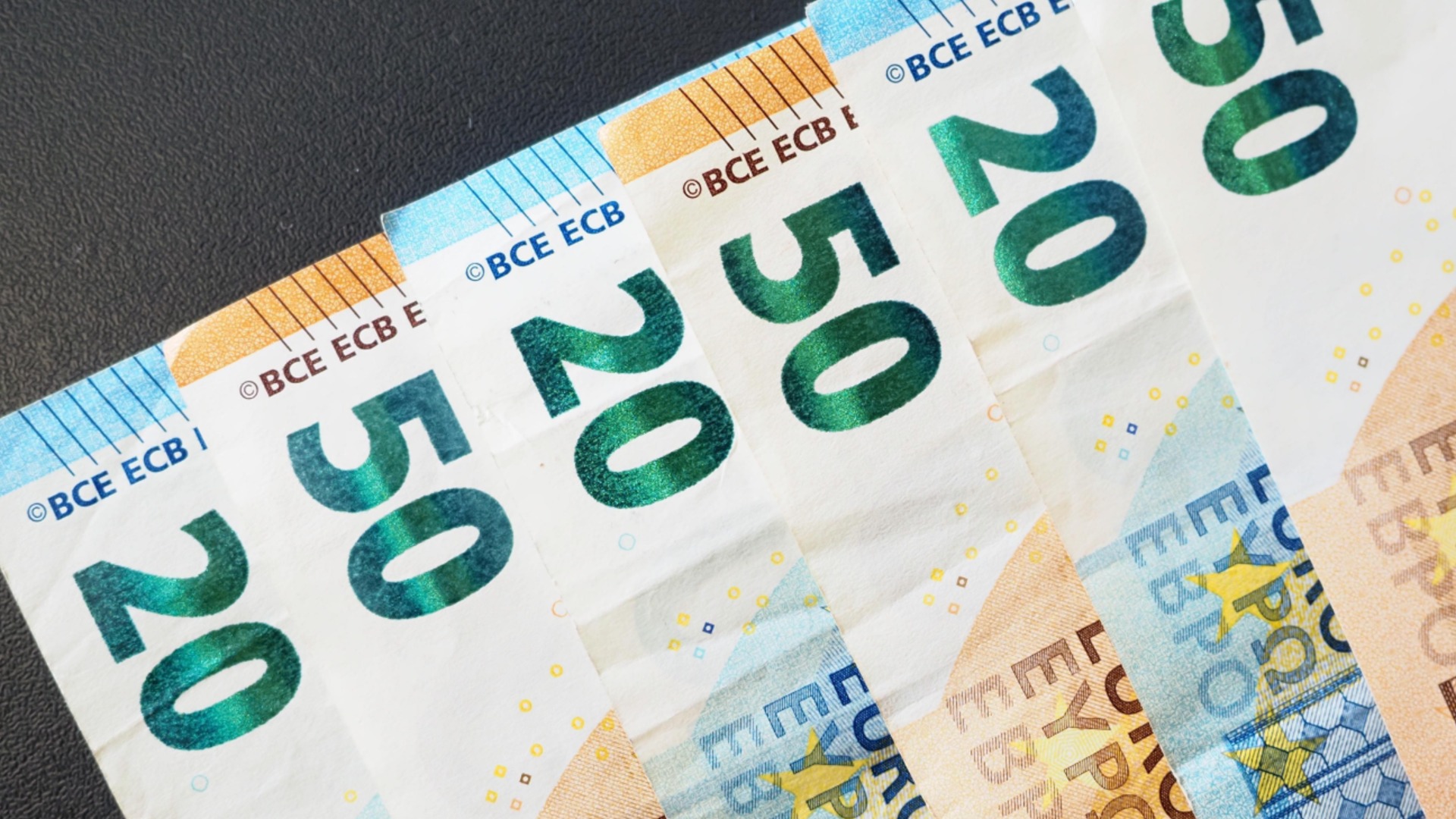 «Бюджет — это не просто таблица Excel»: Политологи за бюджет-2026 и волшебные 3%