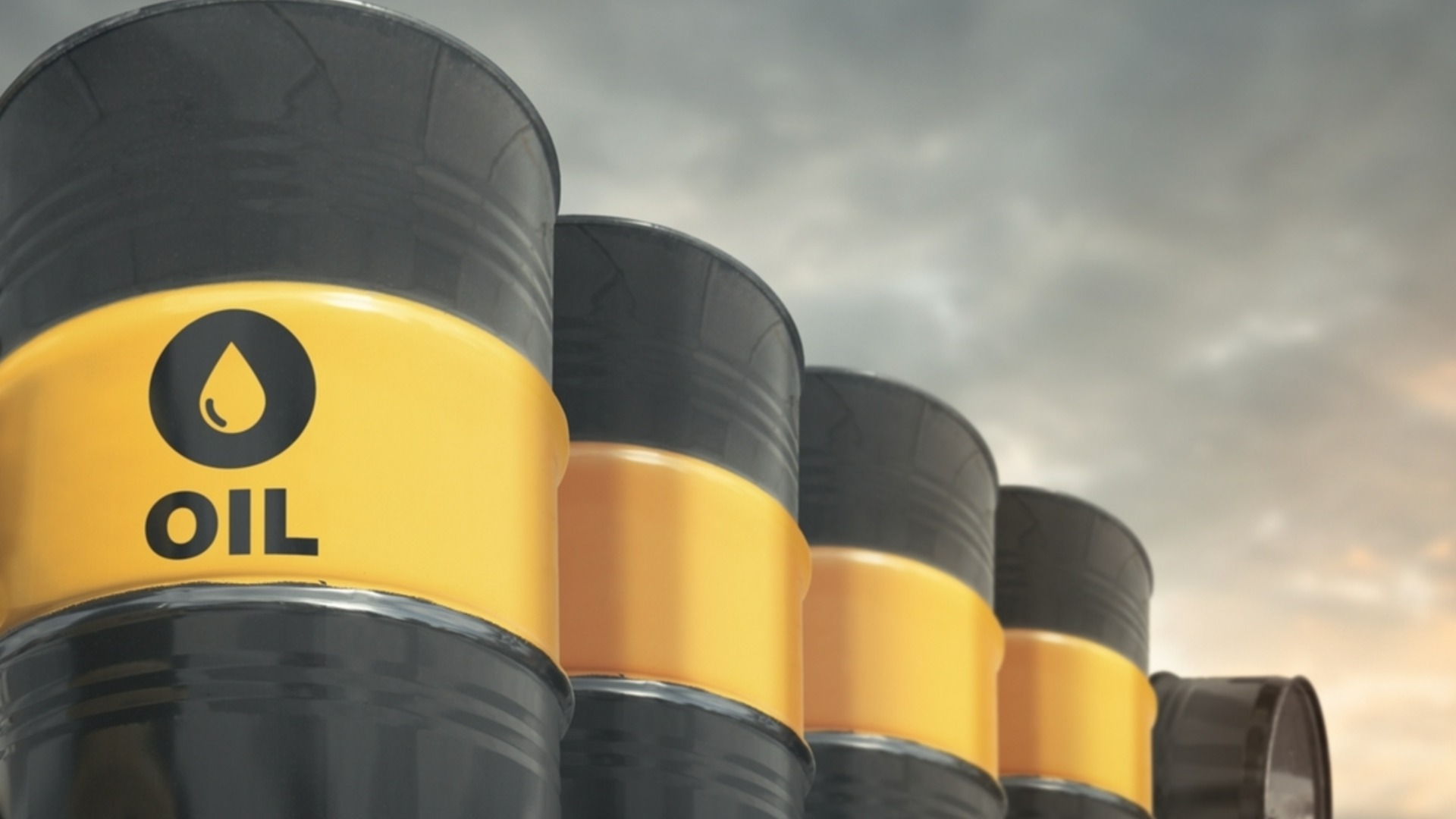 Новые прогнозы привели к изменению цен на нефть