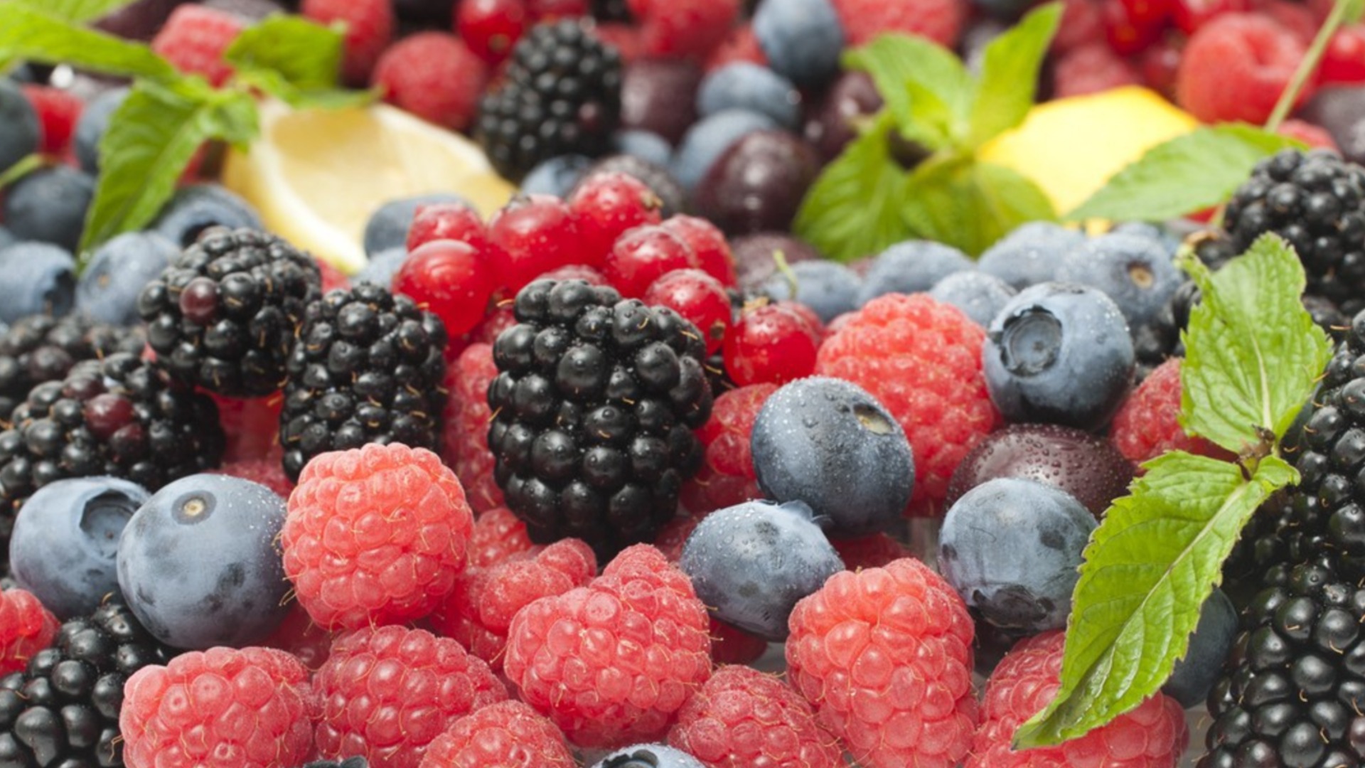 Ягоды, которые можно посадить осенью, чтобы весной получить обильный урожай