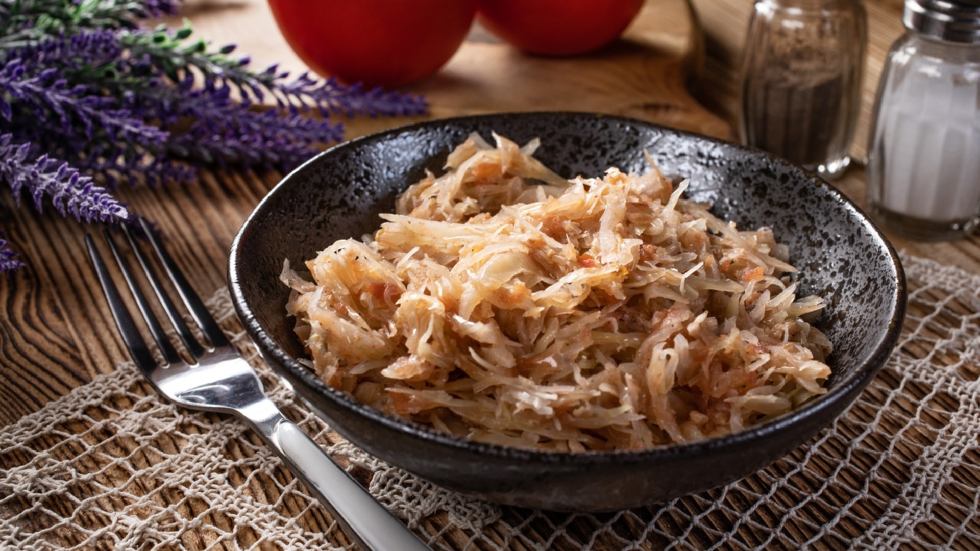 Свежая капуста с курицей – это настоящий осенний ужин