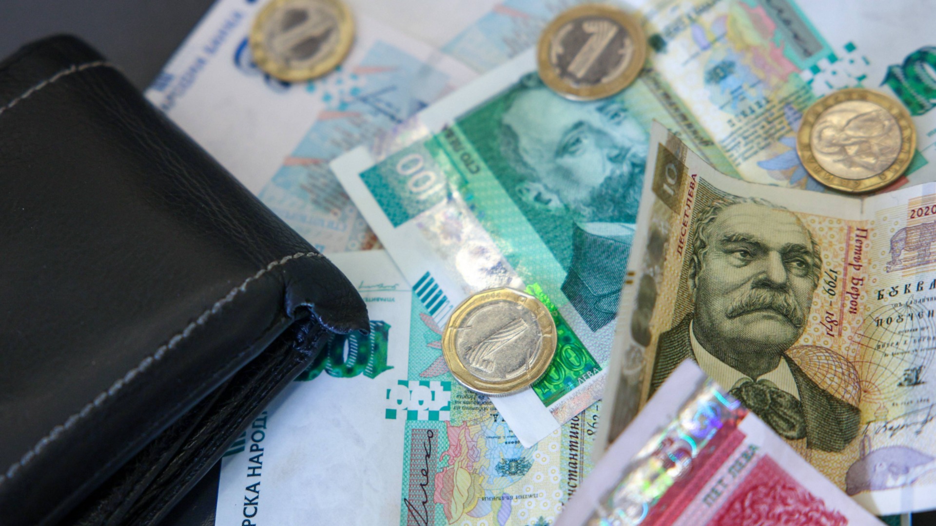 Удивительные данные: Болгария находится на третьем месте по росту зарплат в ЕС на 2024 год.