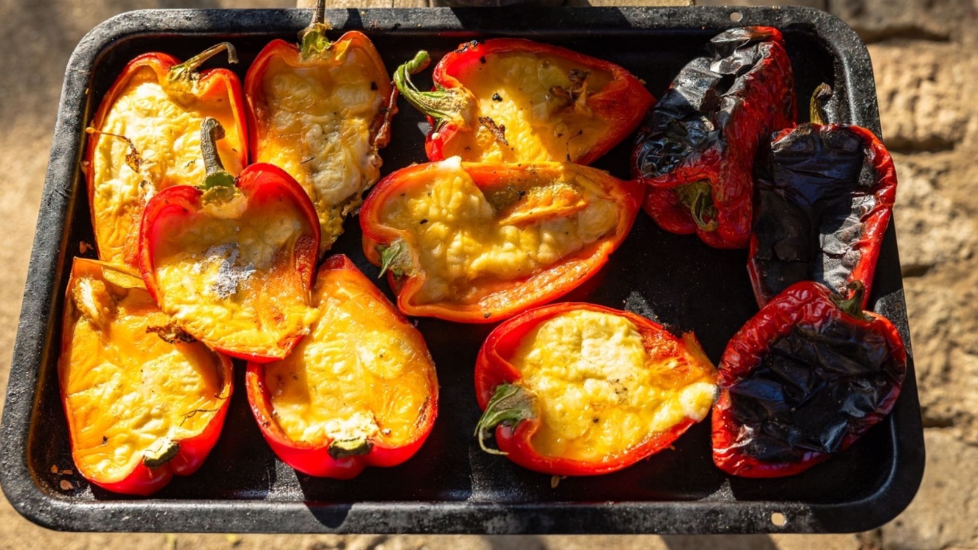 Как приготовить вкуснейший перец, запеченный на сковороде?