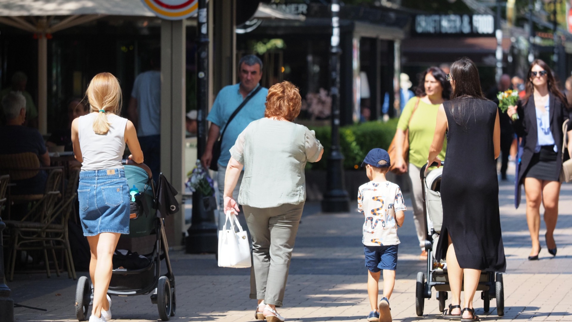 Трехсторонняя попытка объединиться ради материнства