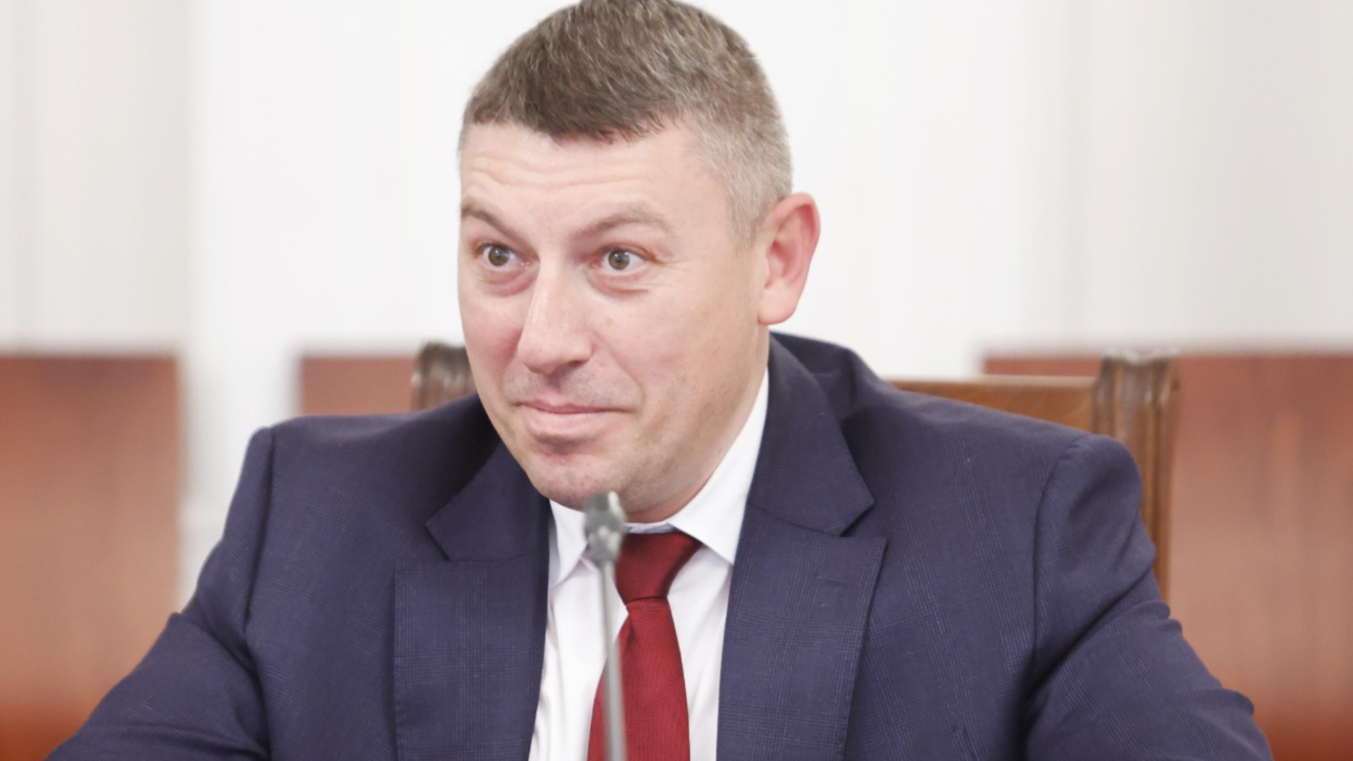 «Оно не будет однобоким»: Глава ДАНС рассказал, что будет содержать отчет о продаже «Лукойла»