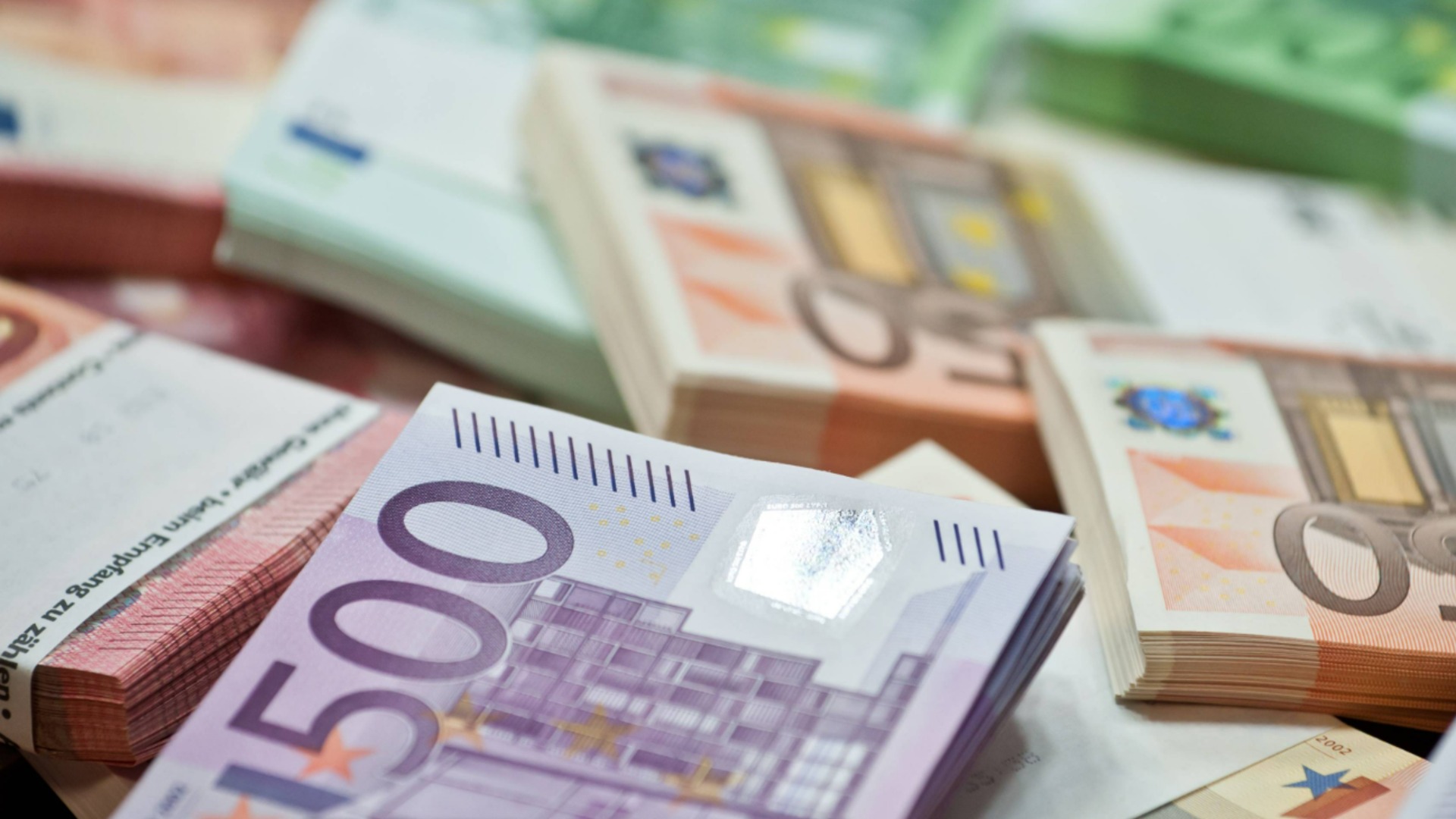 Мы уже не отличники: Правители готовят серьёзное увеличение госдолга на три года