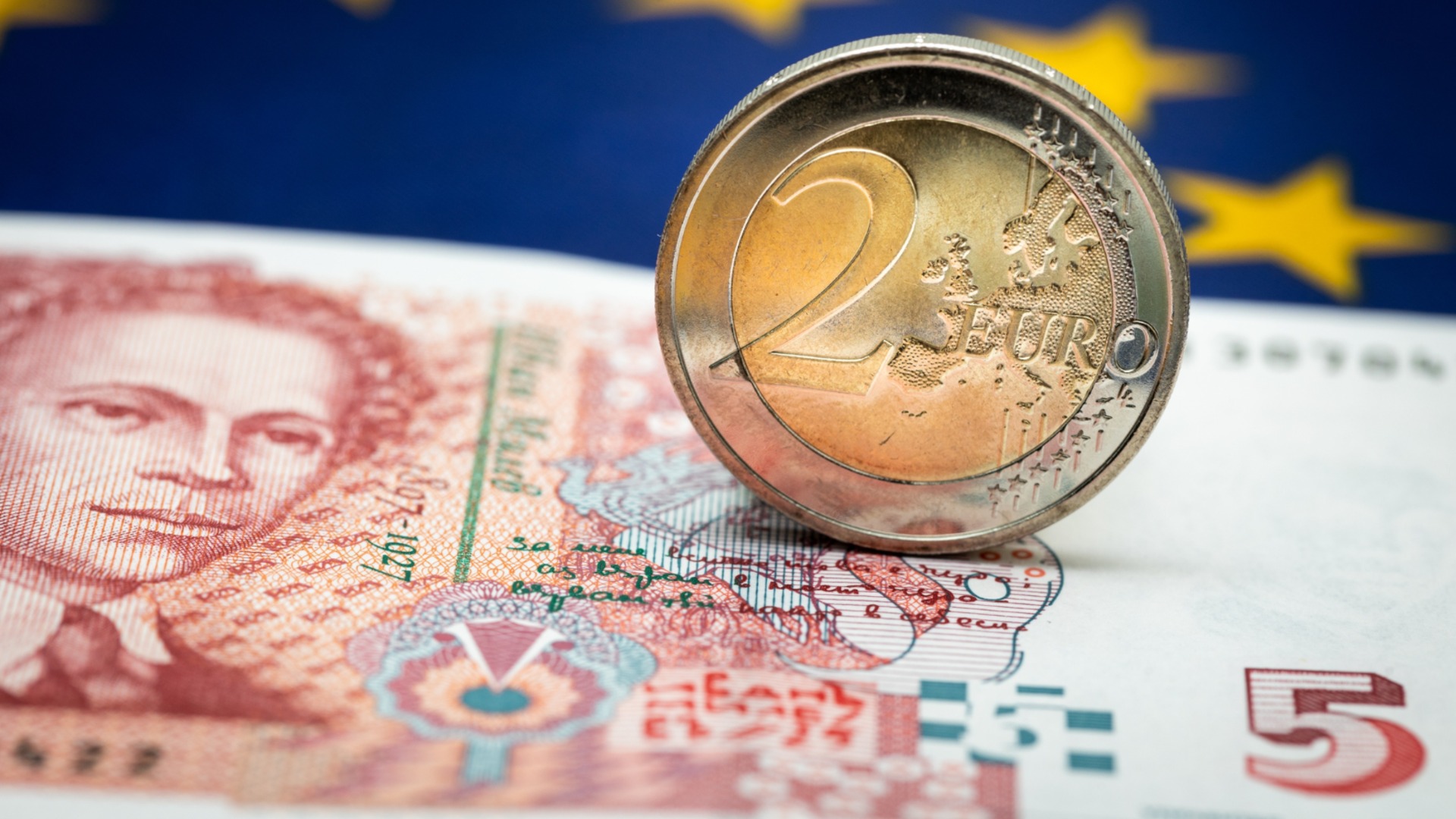 Часы предложений тикают: вот какие партии хотят отменить повышенное страхование