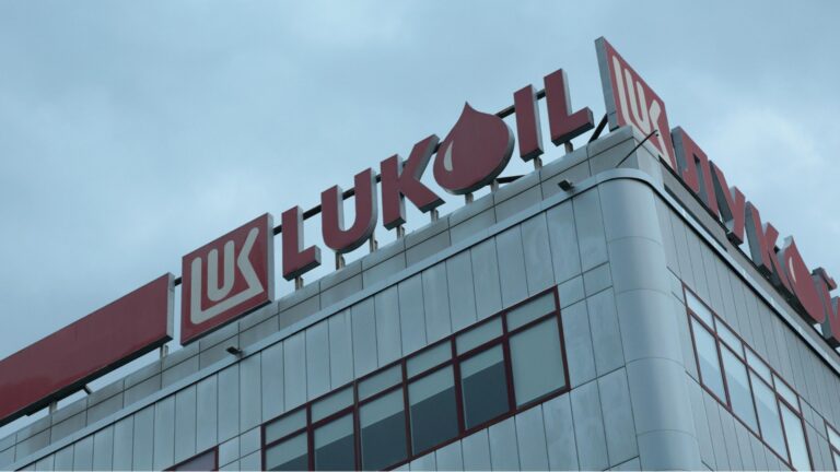 Сооснователь «Лукойла» продал свою долю в компании