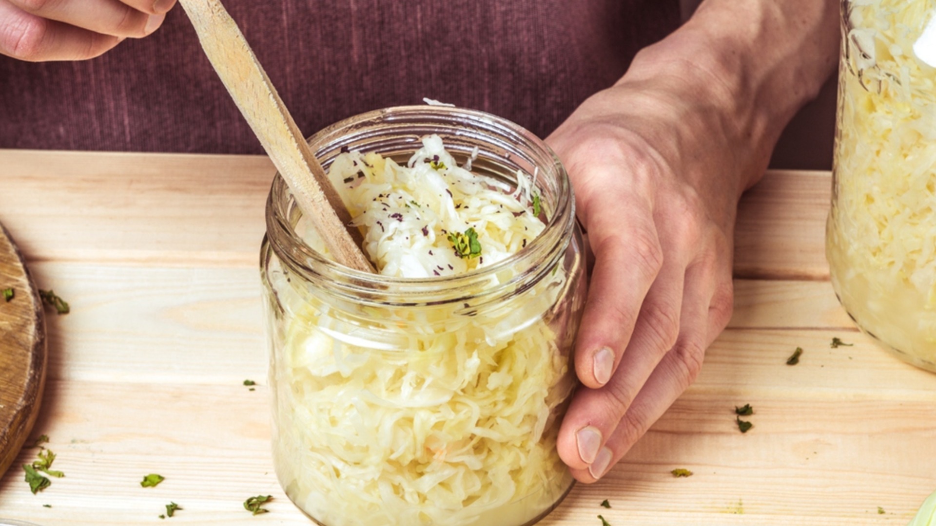 Вкусная квашеная капуста в банке: Идеальный рецепт
