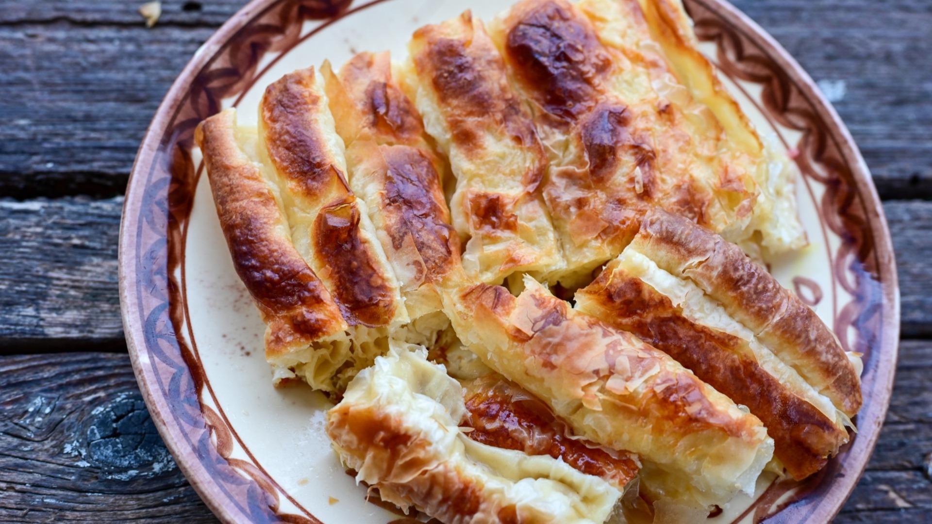 Как приготовить пирог со свежей капустой