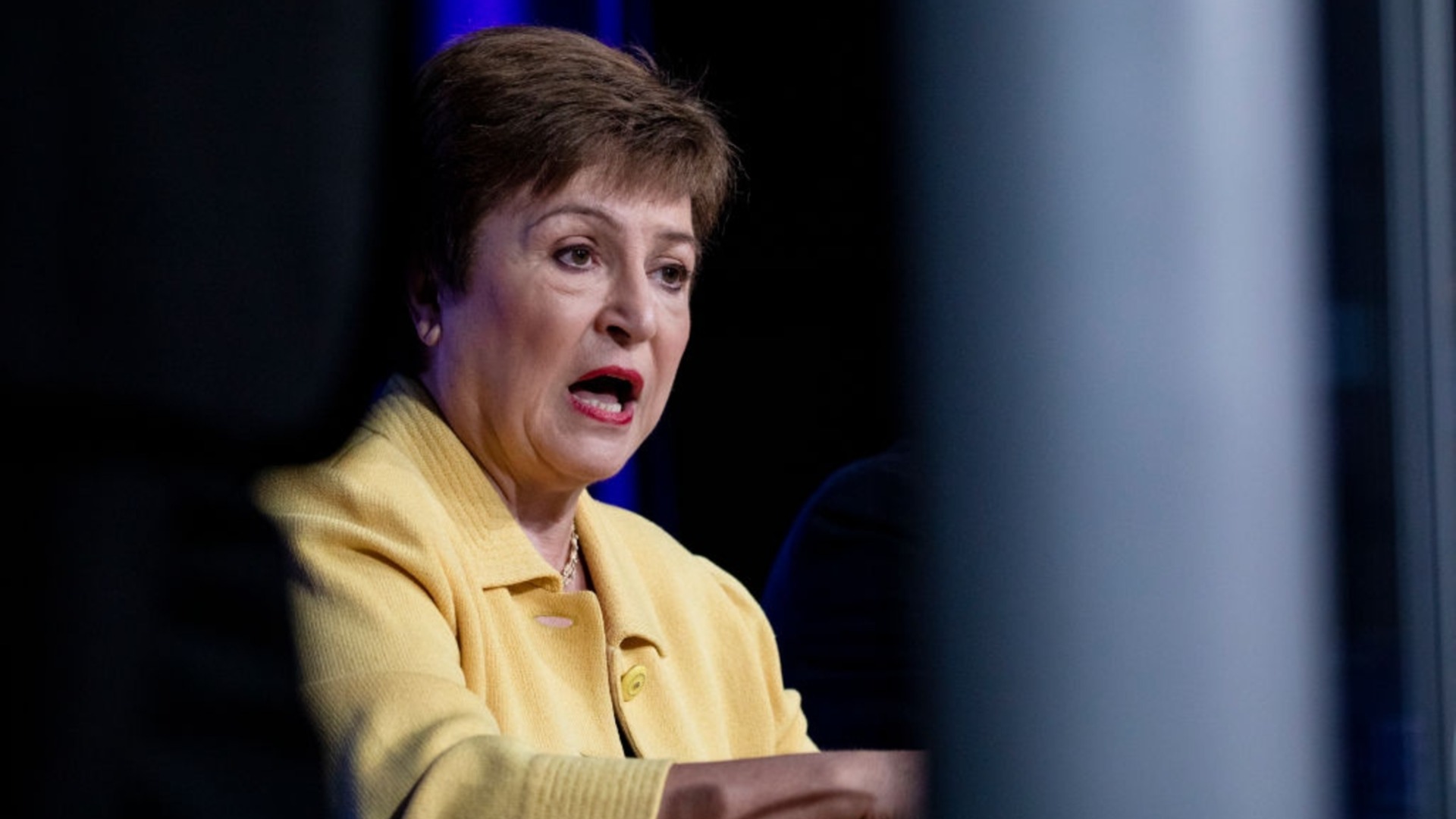 «Выбрасыванием денег оказывается давление на цены. А у Болгарии серьга из 90-х»: А Кристалина Георгиева ударила по бюджету