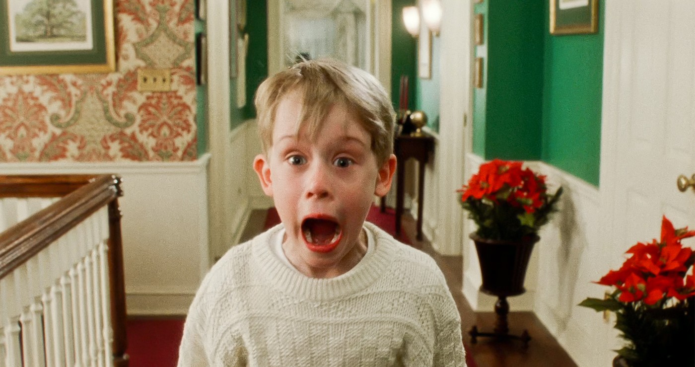 На каком канале и в день можно будет посмотреть «Один дома» по телевизору в 2025 году. Кто в этом году покажет фильм с маленьким Кевином
