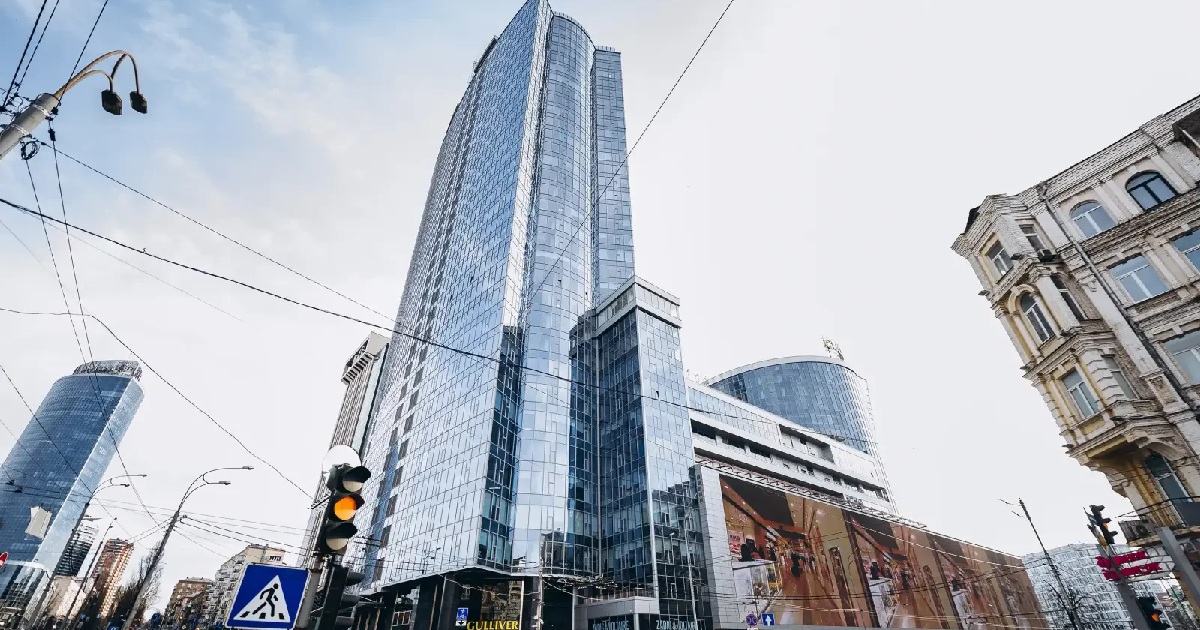 Почему Гулливер закрыли в Киеве? Но почему за него боролись и банки, и ARMA?