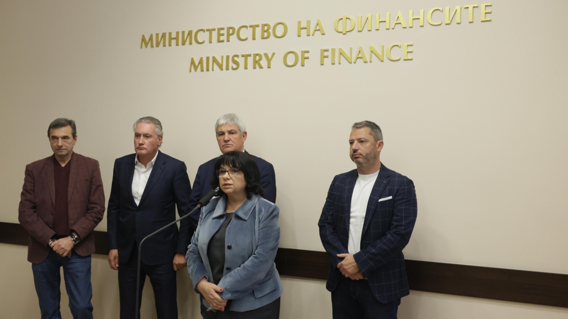 Работодатели и профсоюзы продолжают переговоры по бюджету 2026 года