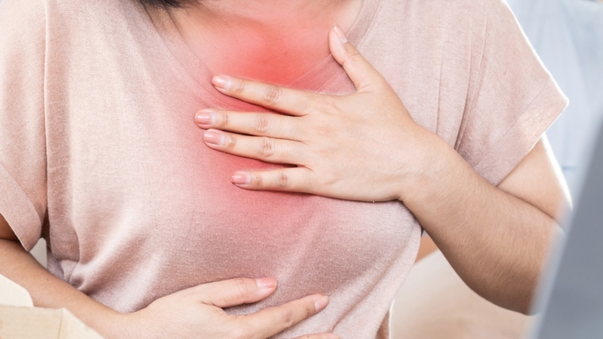 Жжение и боль после еды? Вот еда, которая усиливает изжогу