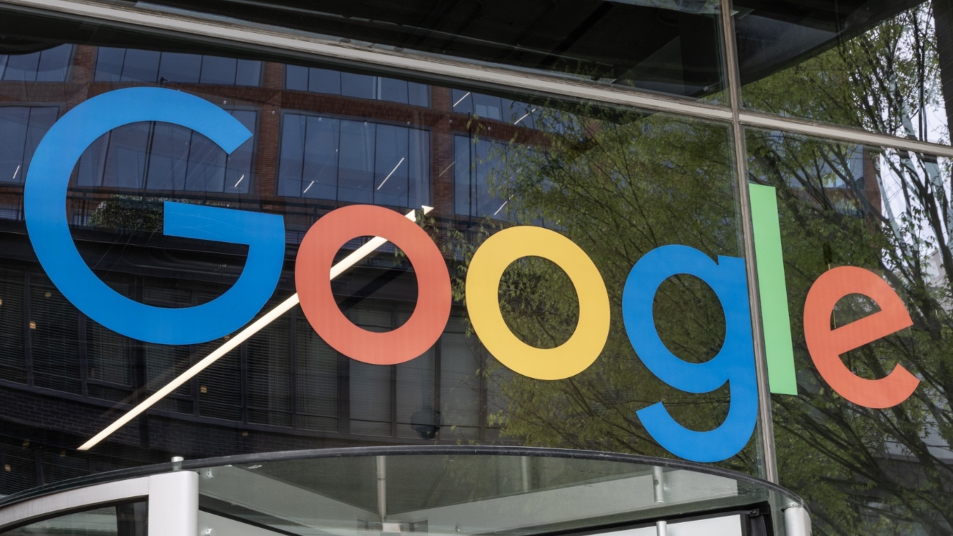 Google Russia атакует Google во Франции в попытке вернуть 110 миллионов евро