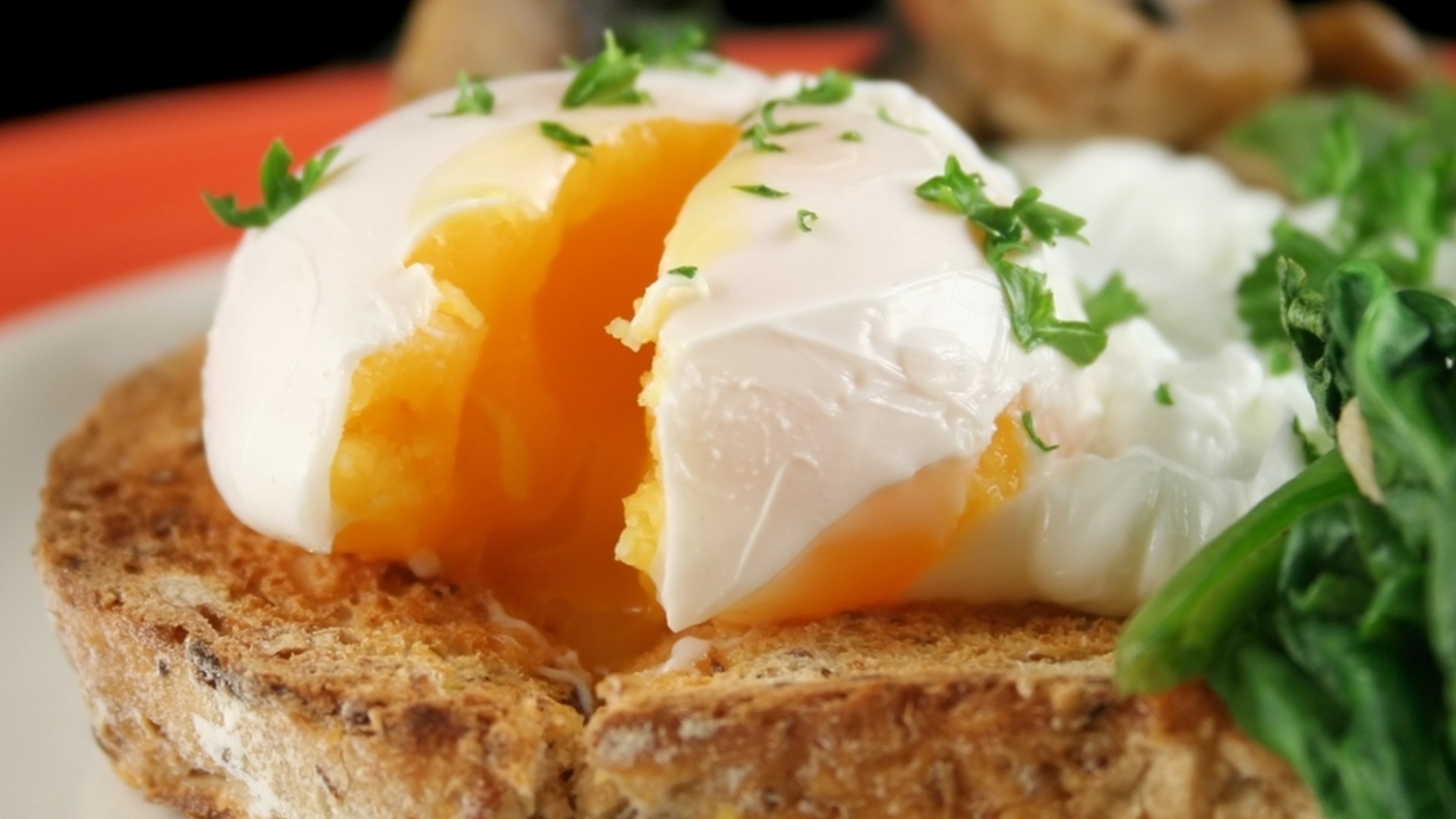 Диетолог: всегда ешьте яйца с одним из этих 10 продуктов, чтобы яйца были наиболее полезными