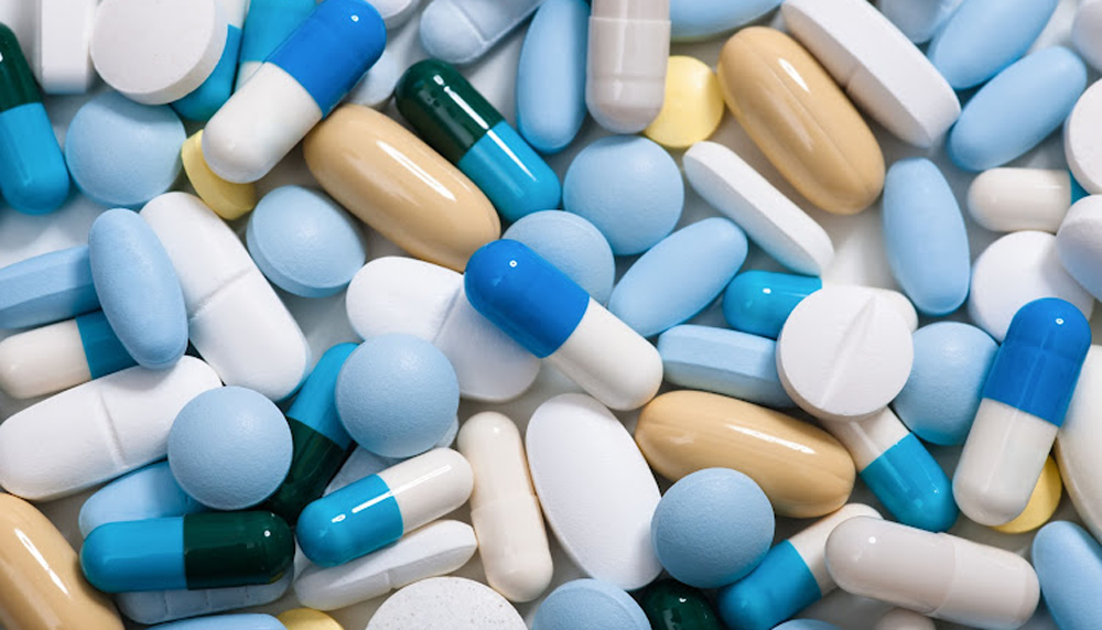 Безрецептурные лекарства на заправках: решение правительства