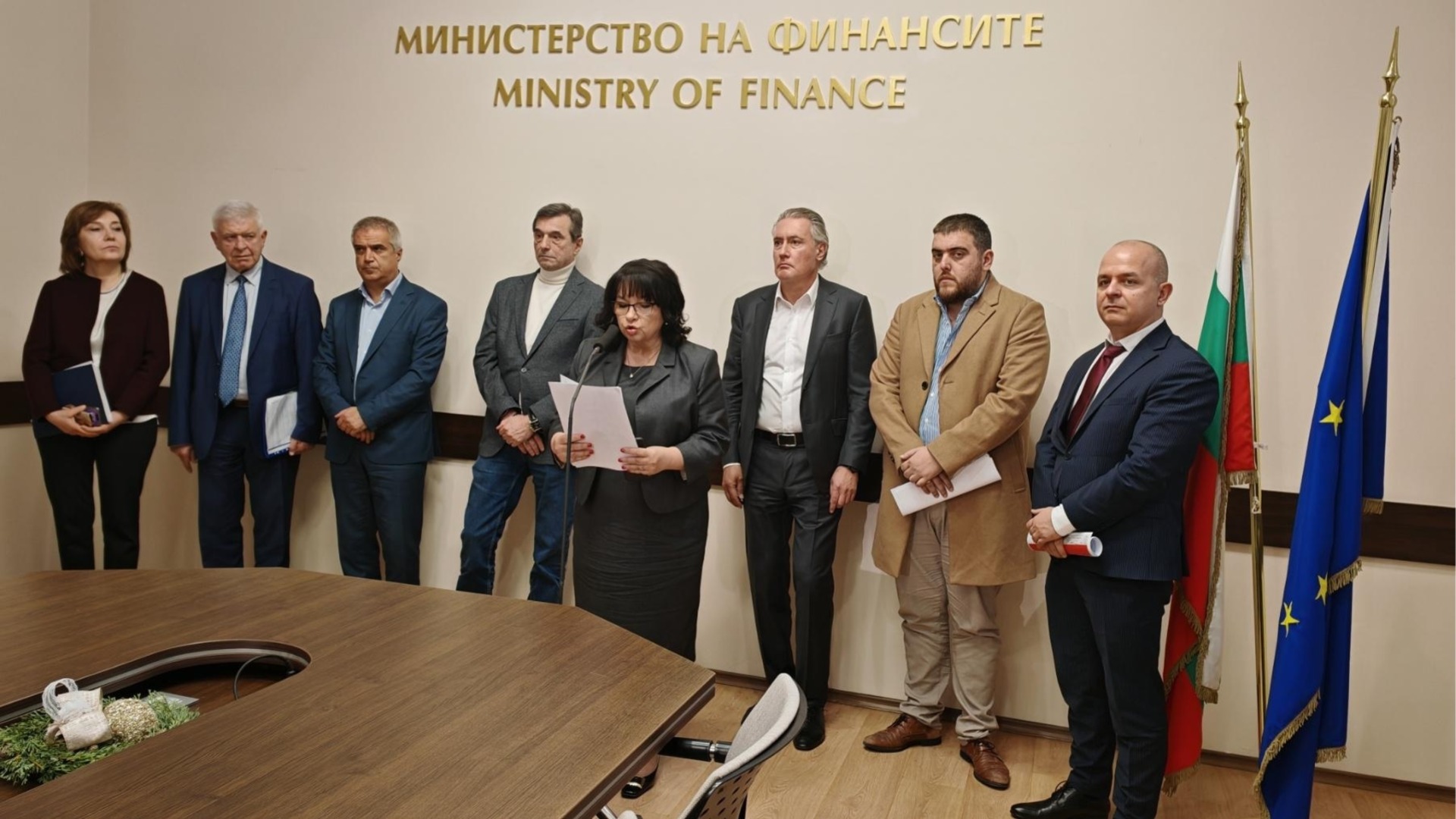 Государство, профсоюзы и работодатели договорились об изменениях в бюджете на 2026 год: какие уступки? (ВИДЕО)