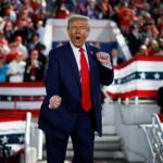 «Лукойл» нанял бывшего советника Трампа для помощи в продаже «Нефтохима» и других активов за рубежом