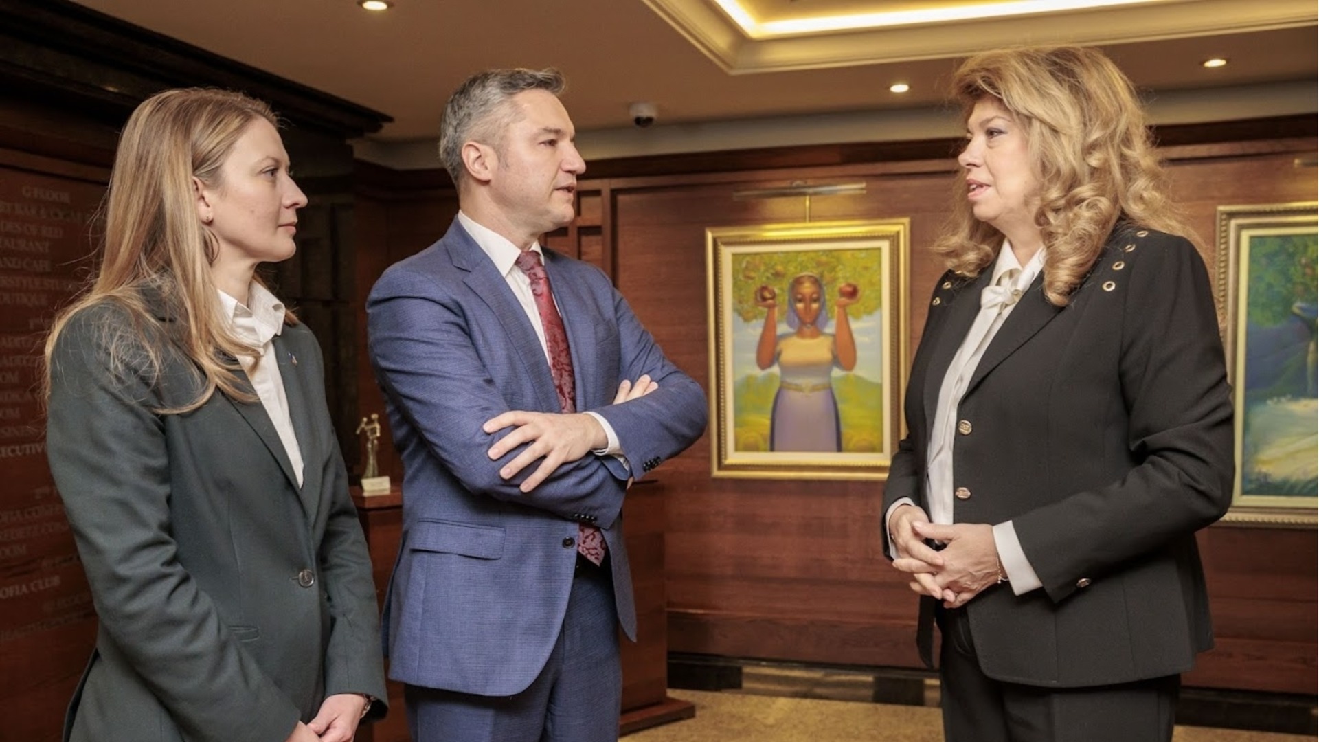 Вигенин и Пенькова с призывом к Болгарии бороться за сильный, справедливый и социальный европейский бюджет