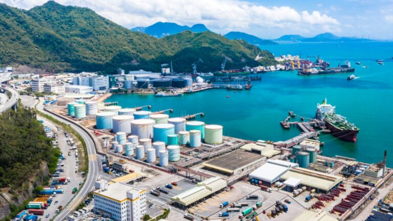 Резкое изменение цены на нефть из-за ОПЕК и Венесуэлы