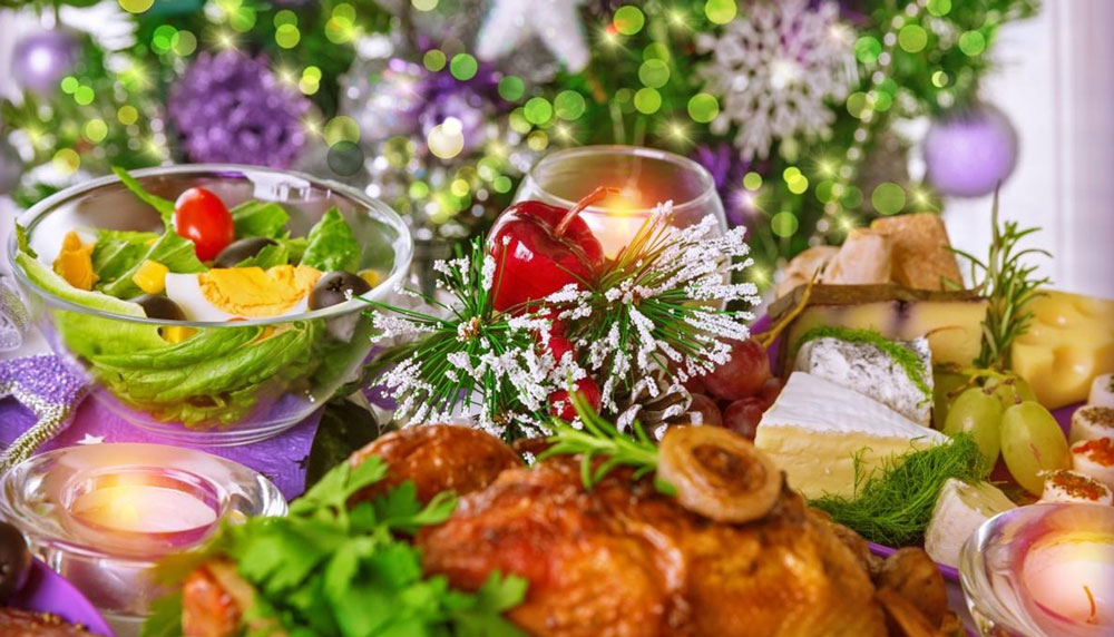 Медики объяснили, как избежать пищевого отравления во время праздников