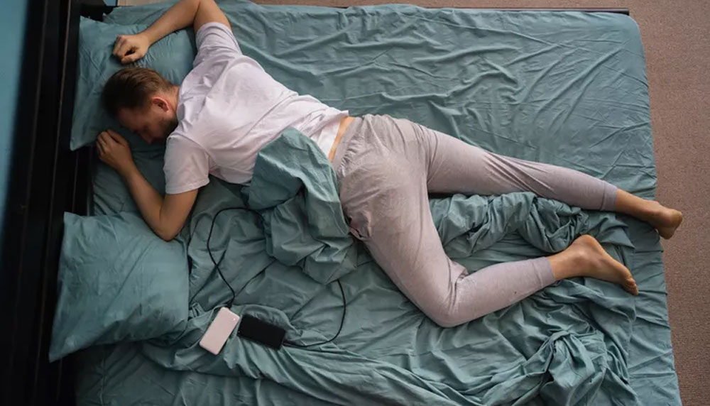 Врачи объяснили, что ваша поза во время сна может рассказать о вашем психическом здоровье