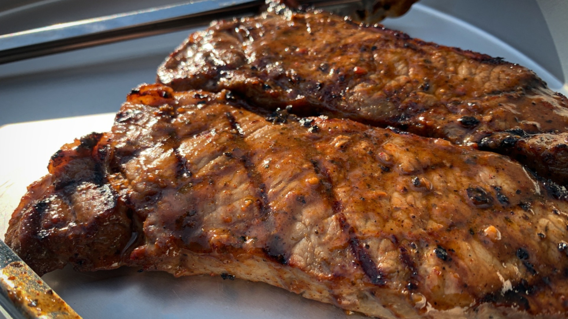 Эти запеченные в духовке стейки шеи всегда тают во рту