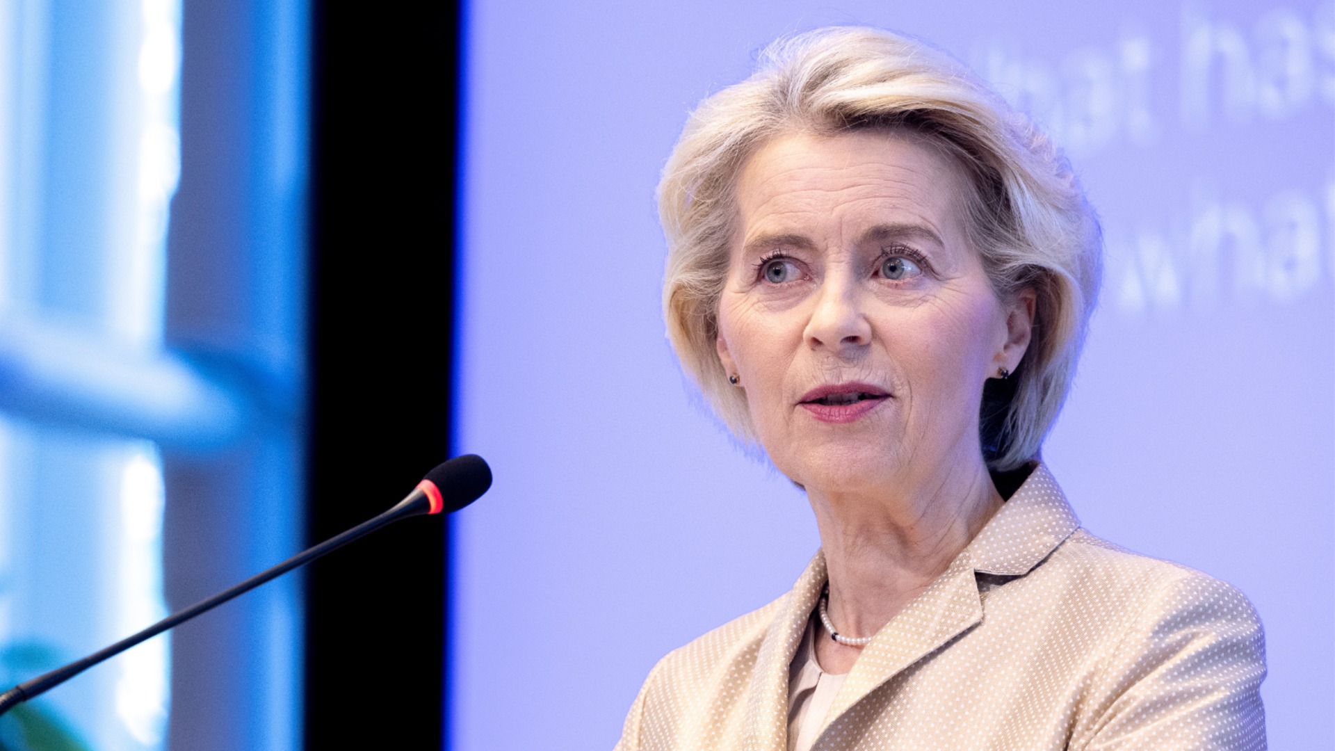 «Мы посылаем Кремлю четкий сигнал»: ЕС навсегда заморозил российские активы