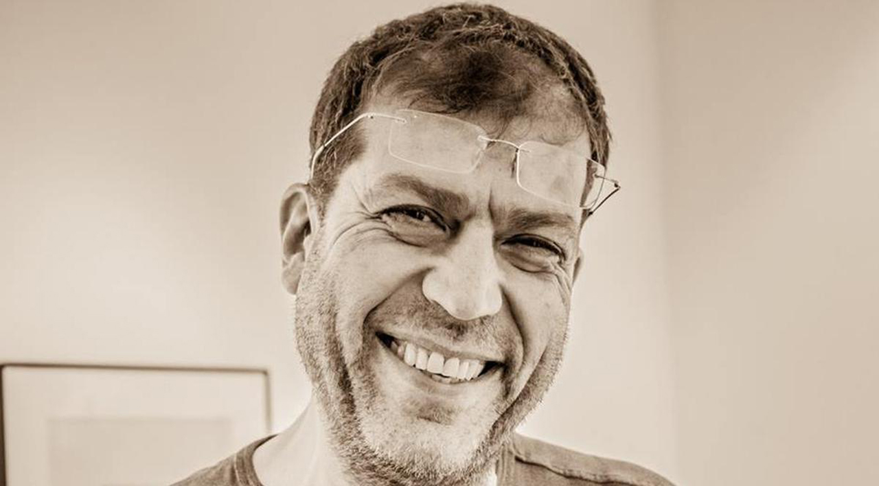 Артан скончался. Солист группы «Партизан» и основатель Timpuri Noi перенес инсульт