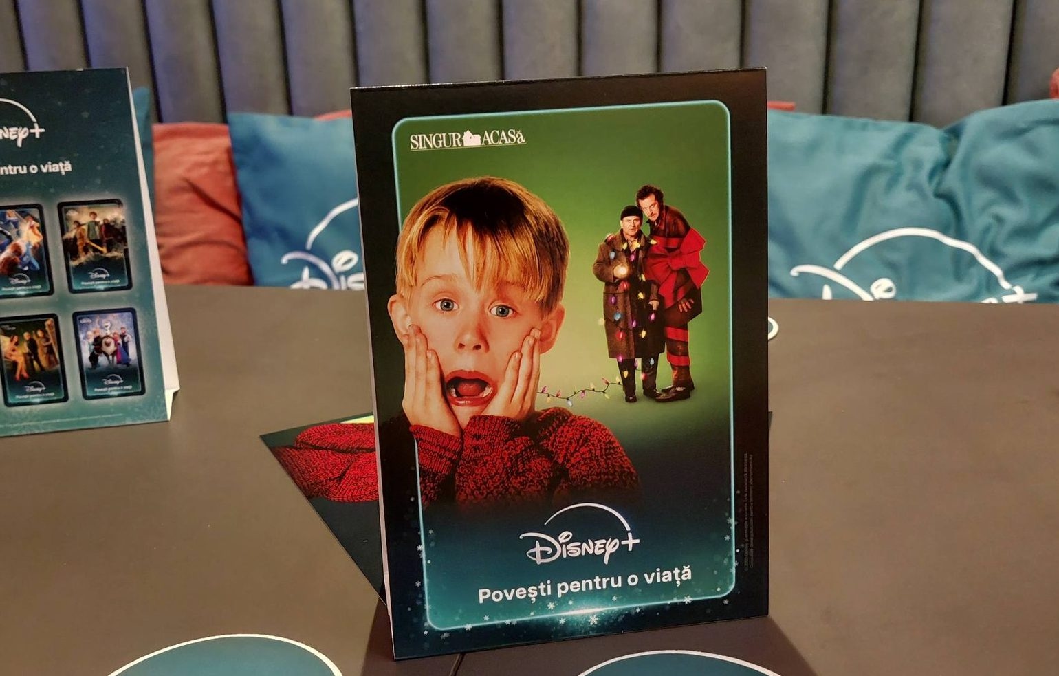 Одержимость румын фильмом «Один дома» сохраняется даже спустя 30 лет. Сколько зрителей не слезло с экрана телевизора