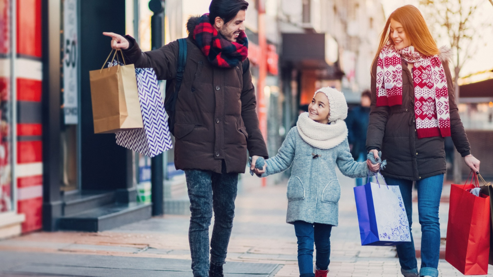 Как болгары распределяют рождественский бюджет: опрос