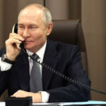 Путин смешит людей: И рождаемости нет, и детей по три. И экономика хорошая, и в следующем году надо гнаться за средним в мире уровнем.