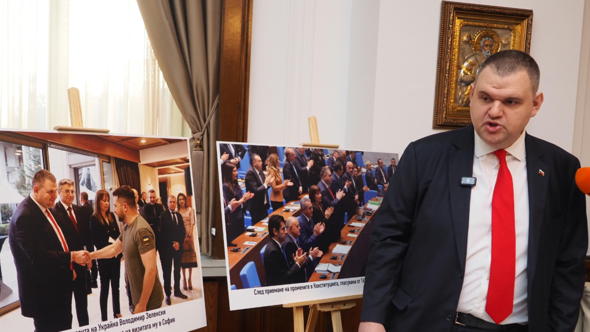 Пеевский создал в своем кабинете «Музей сборки»: Он извинился и пообещал позитивную кампанию (ВИДЕО и ФОТО)