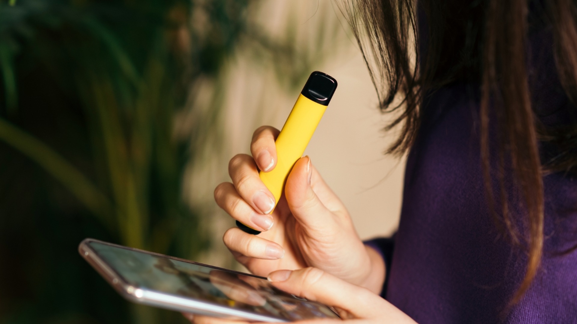 По меньшей мере 15 миллионов подростков курят электронные сигареты