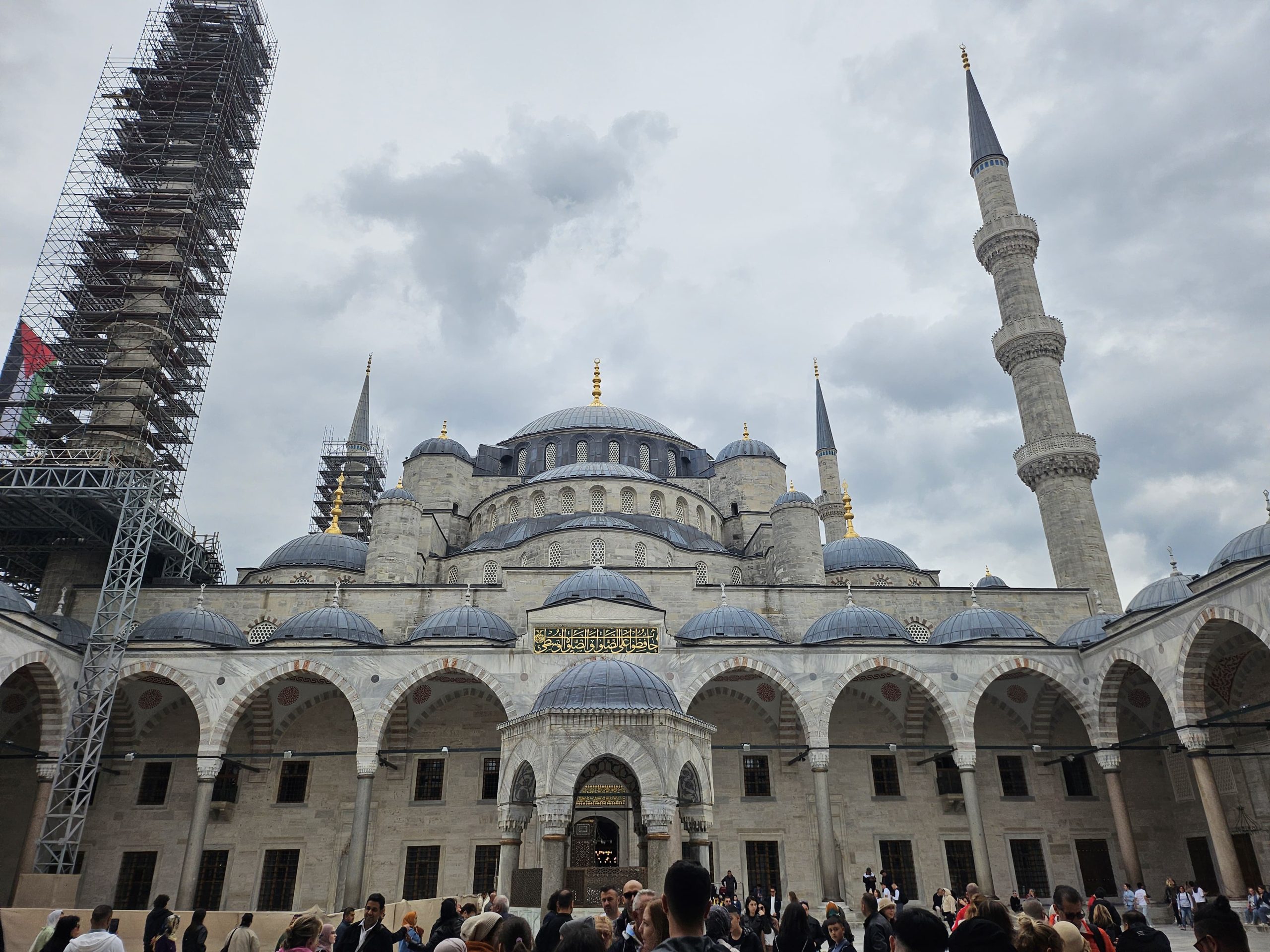 опыт в сердце Стамбула, который никогда не спит. Зачем посещать мегаполис, который раскрывается только в том случае, если ты умеешь слушать