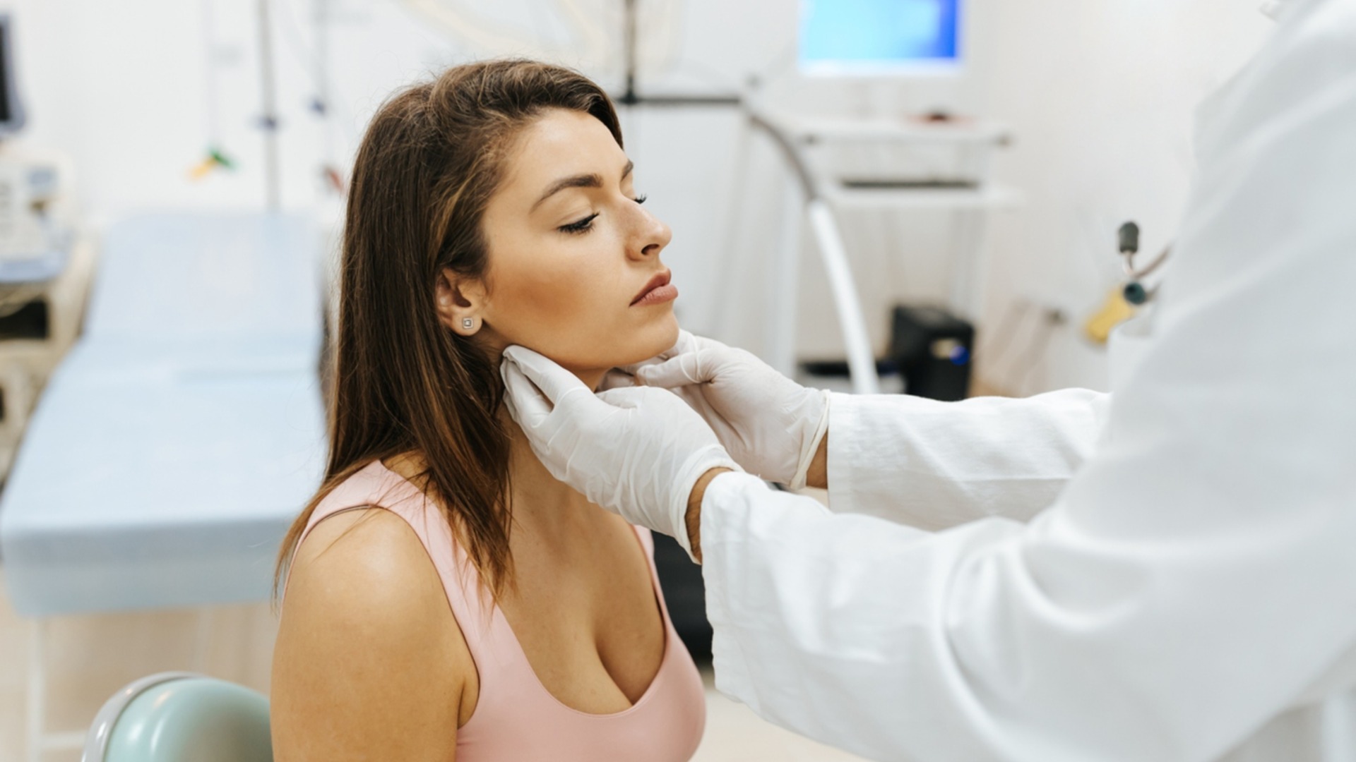 Увеличенный лимфоузел на шее – простуда или нечто большее?