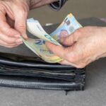 «Отклонить смешанные изменения»: обращение к потребителям в первые дни введения евро