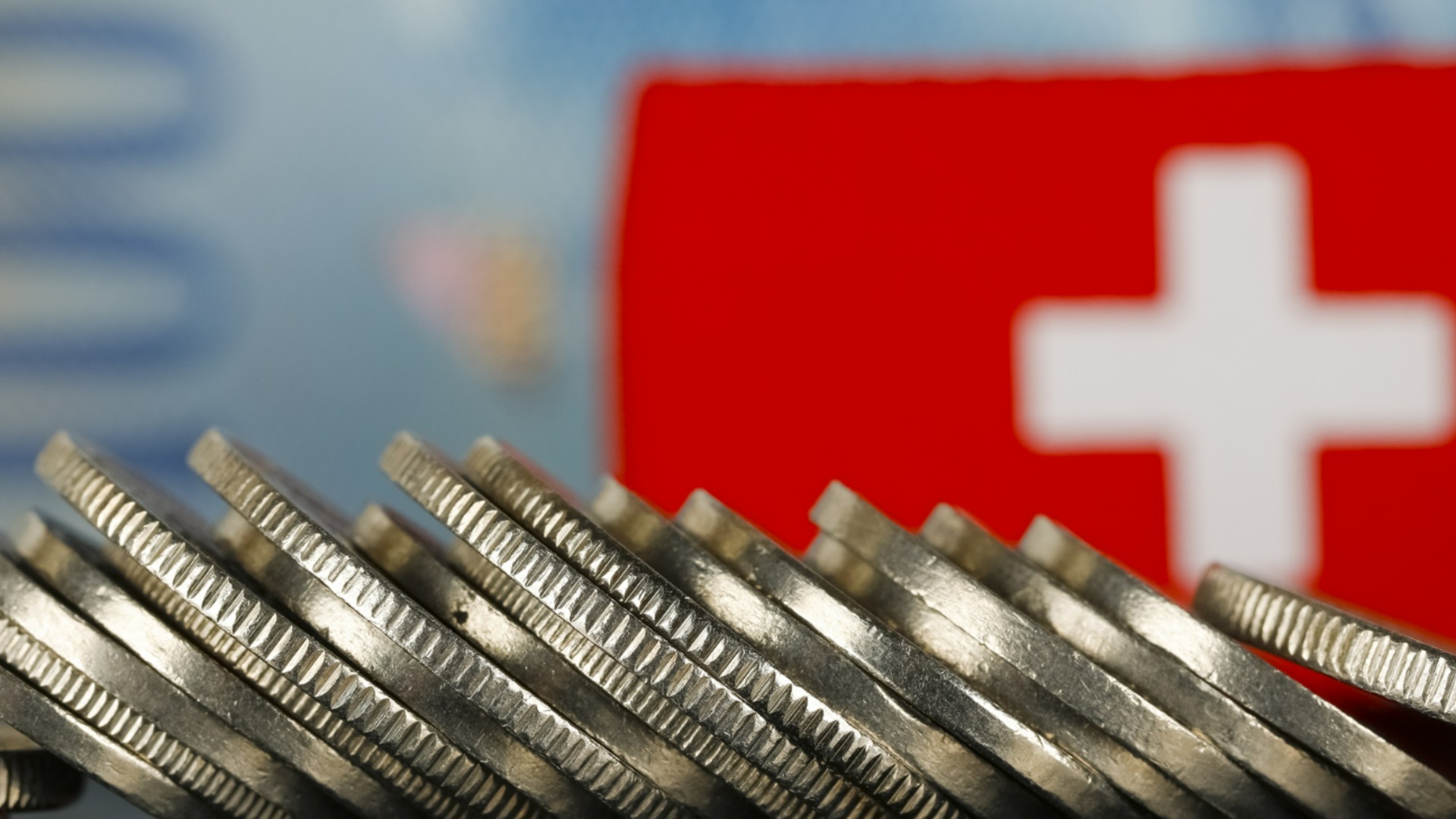 Инфляция в Швейцарии выросла впервые за шесть месяцев