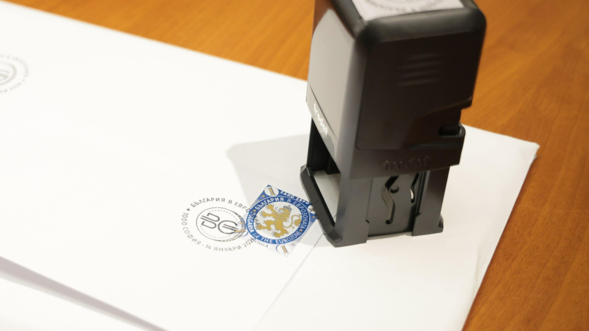 Посвящается евро: прошла валидация первой почтовой марки 2026 года.