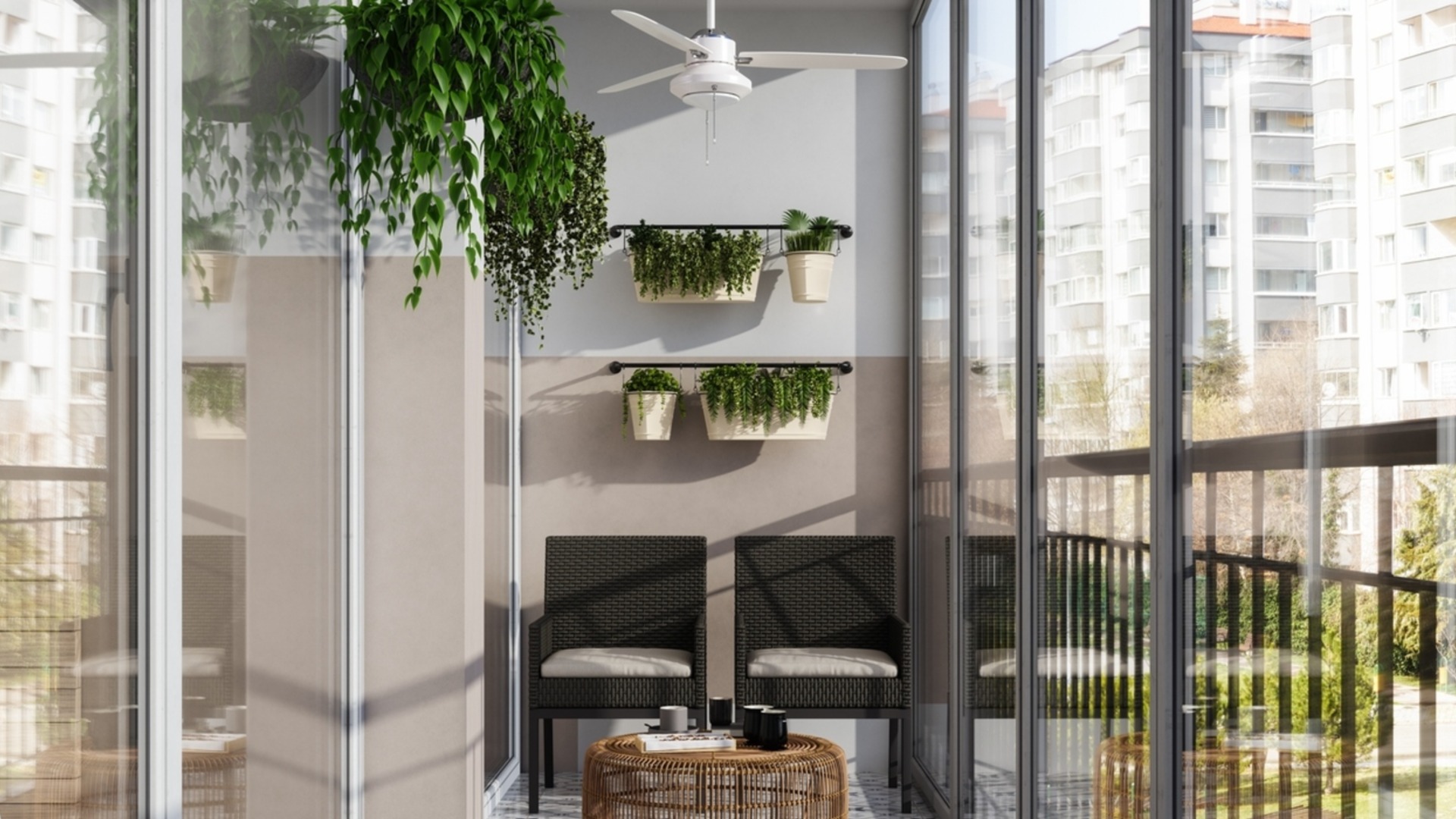 Как сохранить горшечные растения, стоящие на застекленном балконе зимой