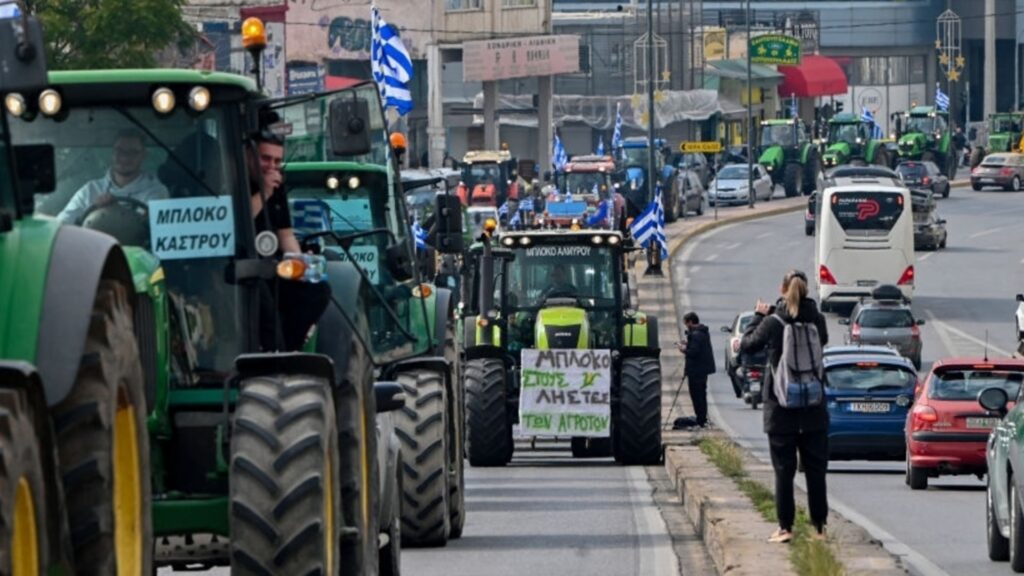 Блокады греческих фермеров: сколько они обходятся болгарским перевозчикам в неделю