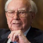 Уоррен Баффет бьет тревогу: искусственный интеллект подобен атомной бомбе