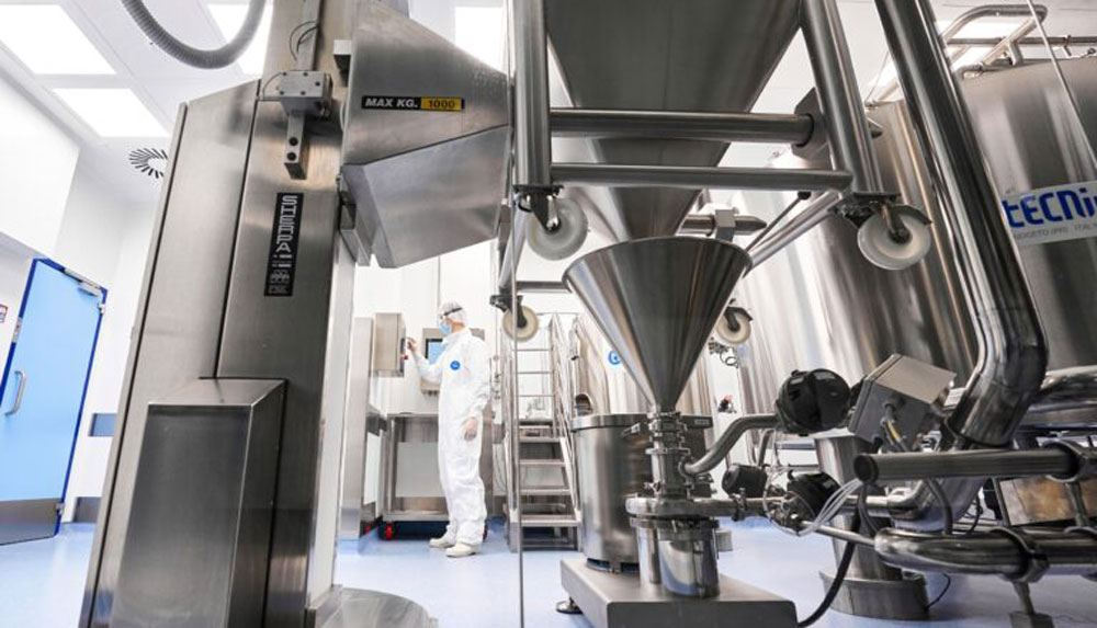 Фармацевтическая компания «Фармак» выпустила 13 новых лекарств в 2025 году