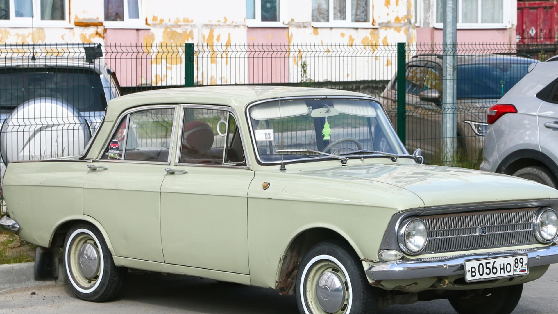 Крах: Продажи новых автомобилей в России упали на огромный процент