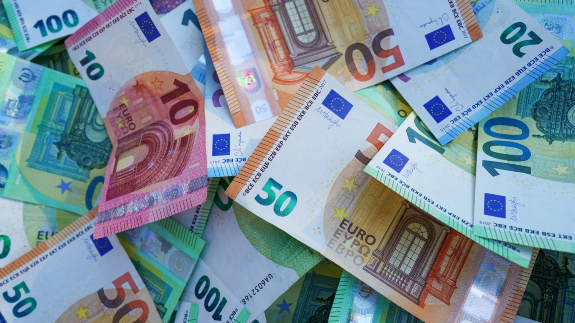 Развенчанный миф о евро: За границей мою болгарку не берут, здесь возвращают иностранную