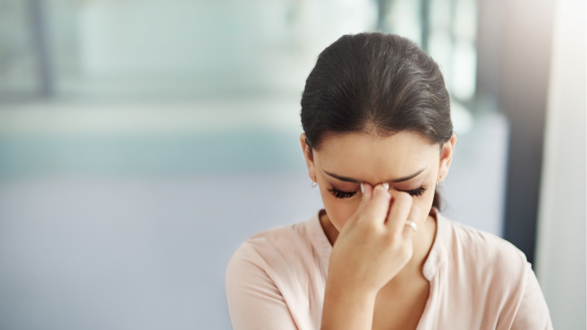 5 травяных чаев, которые многие люди используют при постоянной мигрени